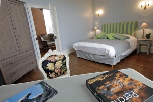 CHAMBRE D'HOTES, AUBERGE GRAND MAISON, MEAUCE, EURE-ET-LOIR (28), FRANCE